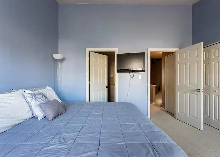 Apartment Triph - Townhouse, Ev Charger, Off Street Parking Pittsburgh