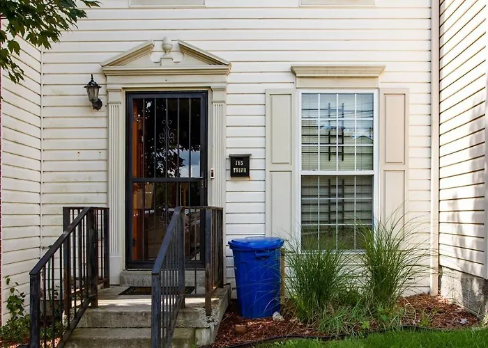 Triph - Townhouse, Ev Charger, Off Street Parking Apartment Pittsburgh