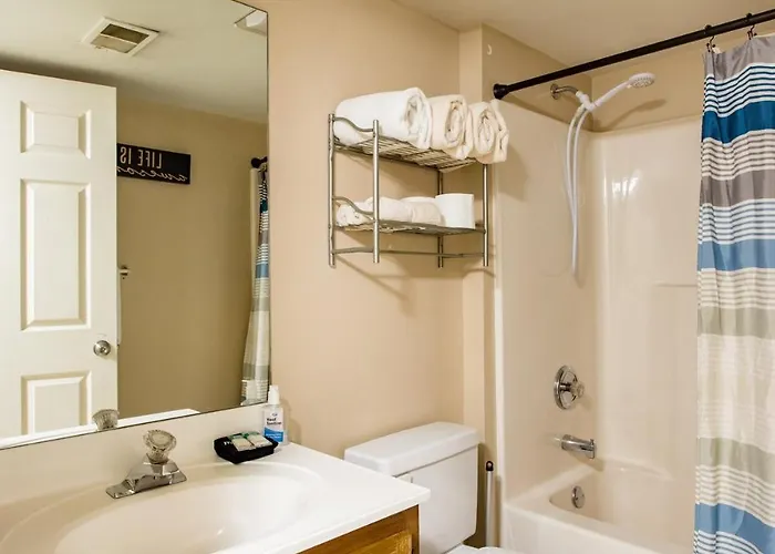Triph - Townhouse, Ev Charger, Off Street Parking Apartment *